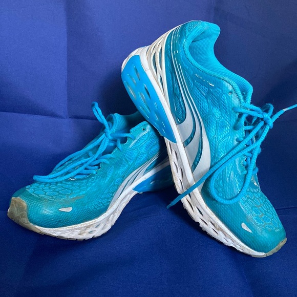 Puma Runners - Picture 1 of 12